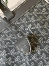 Load image into Gallery viewer, Bellechasse