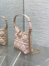 Load image into Gallery viewer, Miss Caro