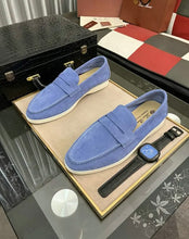 Load image into Gallery viewer, Suede Loafers