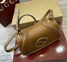 Load image into Gallery viewer, Blondie