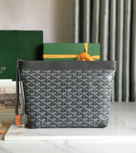 Load image into Gallery viewer, Conti Pouch