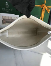 Load image into Gallery viewer, Conti Pouch