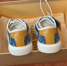 Load image into Gallery viewer, Logo Trainers