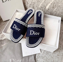 Load image into Gallery viewer, Dway Mules