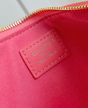 Load image into Gallery viewer, Bloom Pochette