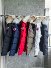 Load image into Gallery viewer, Chelsea Parker