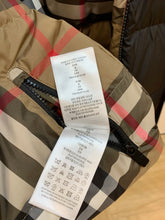 Load image into Gallery viewer, Reversible Jacket