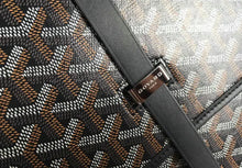 Load image into Gallery viewer, Belvedere MM