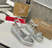 Load image into Gallery viewer, Stud Wedges