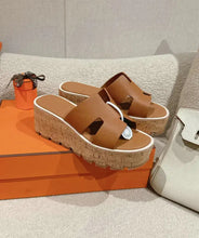 Load image into Gallery viewer, Eze Sandals