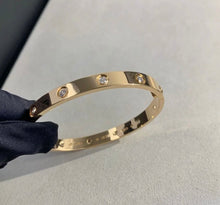 Load image into Gallery viewer, Love Bracelet