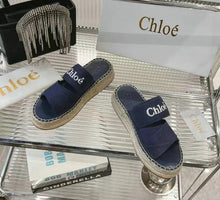 Load image into Gallery viewer, Woody Mules