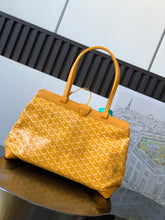 Load image into Gallery viewer, Bellechasse