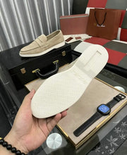Load image into Gallery viewer, Suede Loafers
