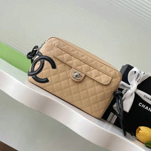 Load image into Gallery viewer, Lambskin Shoulder Bag