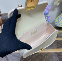 Load image into Gallery viewer, Hide & Seek Bag