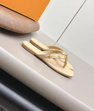 Load image into Gallery viewer, Leather Sandals