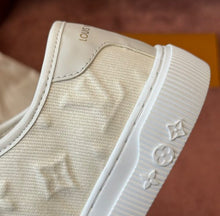 Load image into Gallery viewer, Logo Trainers