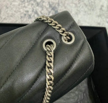 Load image into Gallery viewer, Loulou Small