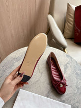 Load image into Gallery viewer, GG Pumps