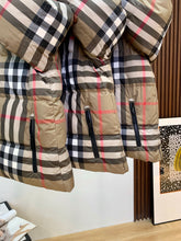 Load image into Gallery viewer, Reversible Jacket