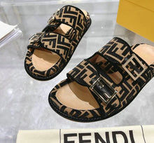 Load image into Gallery viewer, Feel Sandals