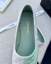 Load image into Gallery viewer, CC Espadrilles