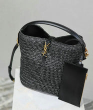 Load image into Gallery viewer, 37 Raffia