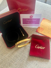 Load image into Gallery viewer, Love Bracelet