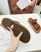 Load image into Gallery viewer, Leather Sandals