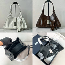 Load image into Gallery viewer, Medium Leather Tote