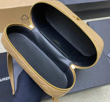 Load image into Gallery viewer, Mini Gabby