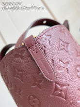 Load image into Gallery viewer, All In One Medium Tote