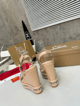 Load image into Gallery viewer, Stud Wedges