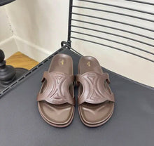 Load image into Gallery viewer, Triomphe Sandals