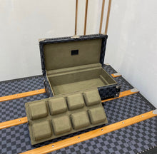 Load image into Gallery viewer, 8 Watch Case