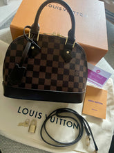 Load image into Gallery viewer, Alma Damier Ebene