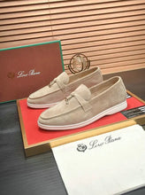 Load image into Gallery viewer, Suede Loafers