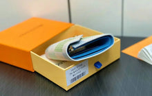 Load image into Gallery viewer, Victorine Wallet
