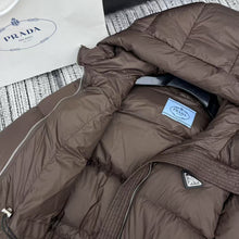 Load image into Gallery viewer, Logo Jacket