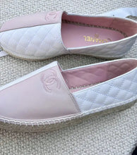 Load image into Gallery viewer, CC Espadrilles