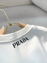 Load image into Gallery viewer, Logo Jumper