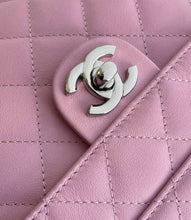 Load image into Gallery viewer, Lambskin Shoulder Bag