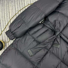 Load image into Gallery viewer, The Cube Parka