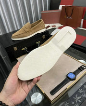 Load image into Gallery viewer, Suede Loafers