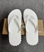 Load image into Gallery viewer, Loubi Flip Flops