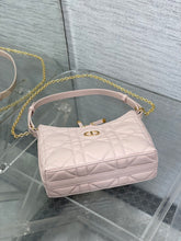 Load image into Gallery viewer, Miss Caro