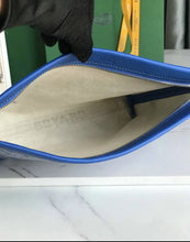 Load image into Gallery viewer, Conti Pouch