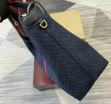 Load image into Gallery viewer, Giglio