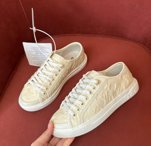 Load image into Gallery viewer, Logo Trainers